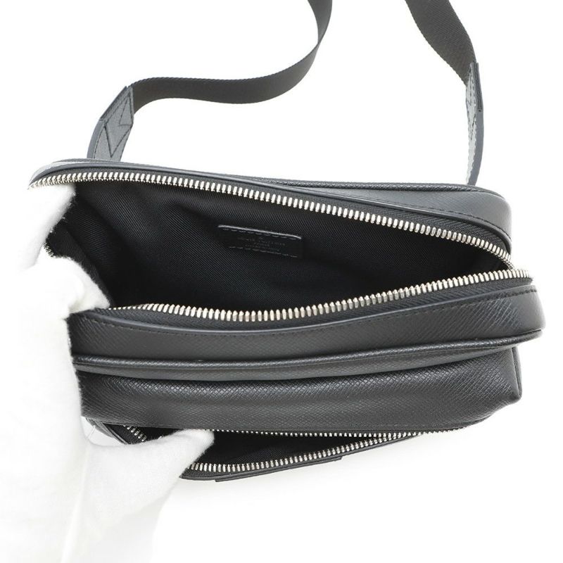 ルイヴィトン ボディバッグ タイガ バムバッグ・アウトドア M33438 LOUIS VUITTON ブラック 黒