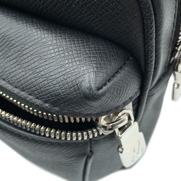 ルイヴィトン ボディバッグ タイガ バムバッグ・アウトドア M33438 LOUIS VUITTON ブラック 黒