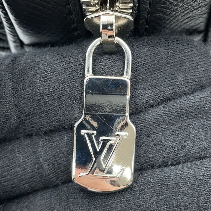 ルイヴィトン ボディバッグ タイガ バムバッグ・アウトドア M33438 LOUIS VUITTON ブラック 黒