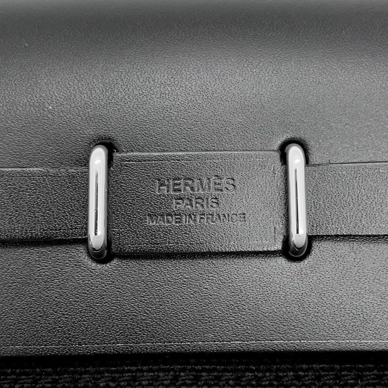 エルメス ショルダーバッグ エールバッグジップ ミニ ブラック/シルバー金具 トワルミリタリー/ヴァッシュハンター W刻印 黒