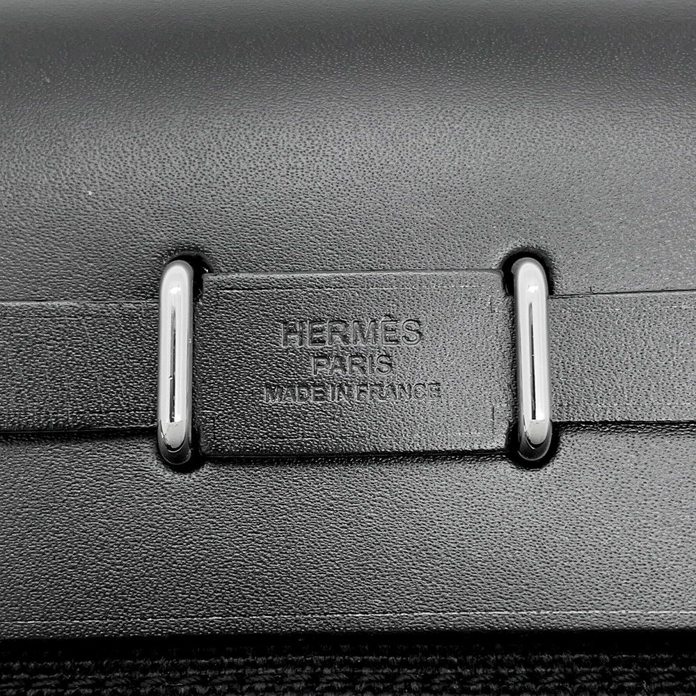 エルメス ショルダーバッグ エールバッグジップ ミニ ブラック/シルバー金具 トワルミリタリー/ヴァッシュハンター W刻印 黒