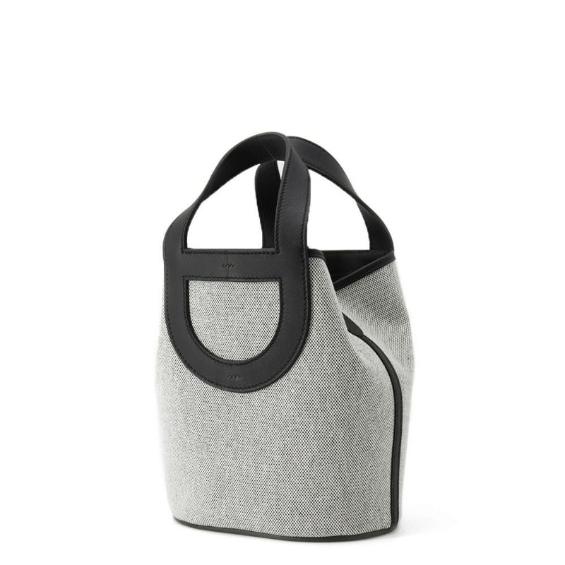 エルメス トートバッグ インザループ 18 エクリュ/ブラック/シルバー金具 トワルアッシュ/スイフト W刻印 黒