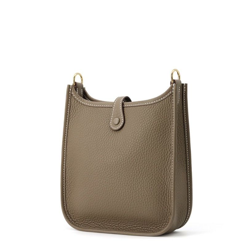 エルメス ショルダーバッグ エブリン アマゾン TPM 111cm エトゥープ/ブルーインディゴ/ゴールド金具 トリヨンクレマンス K刻印