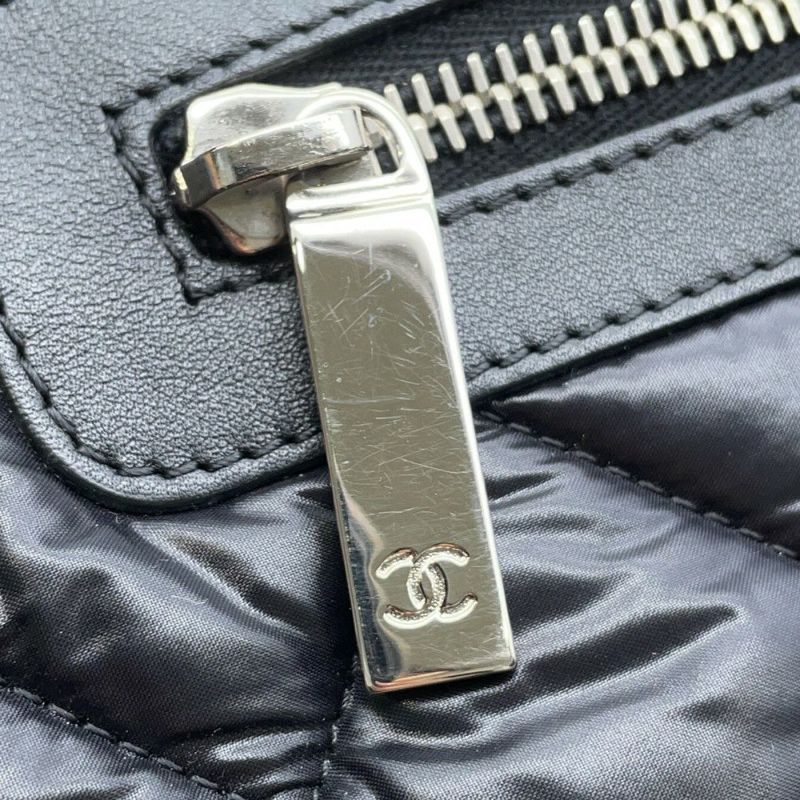 シャネル トートバッグ コココクーン ココマーク マトラッセ スモールPM ナイロン A48610 CHANEL バッグ 黒