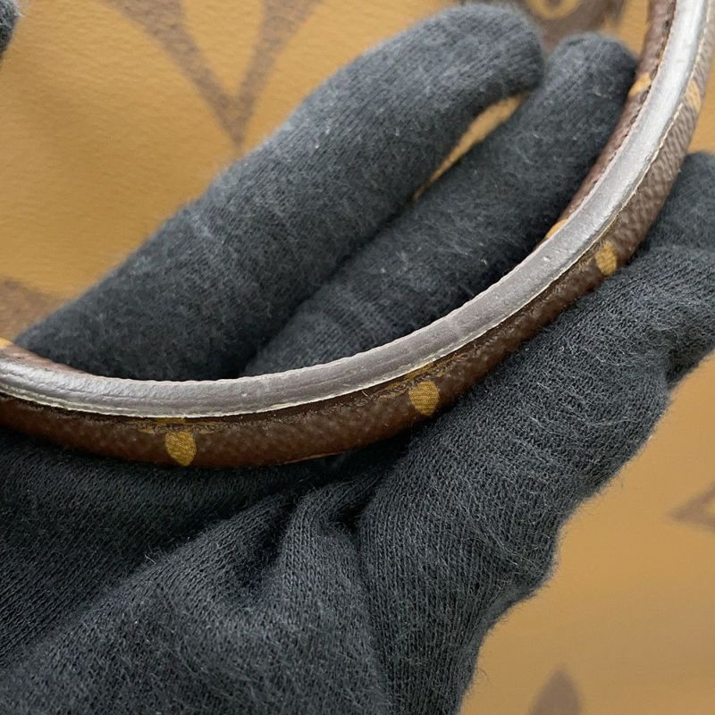 ルイヴィトン トートバッグ モノグラム・リバース ジャイアント オンザゴーGM M44576 LOUIS VUITTON 2way