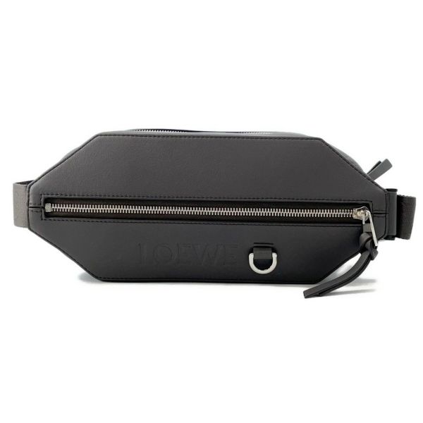 ロエベ ボディバッグ コンバーチブルスリング クラシックカーフレザー B777NCNX01 LOEWE