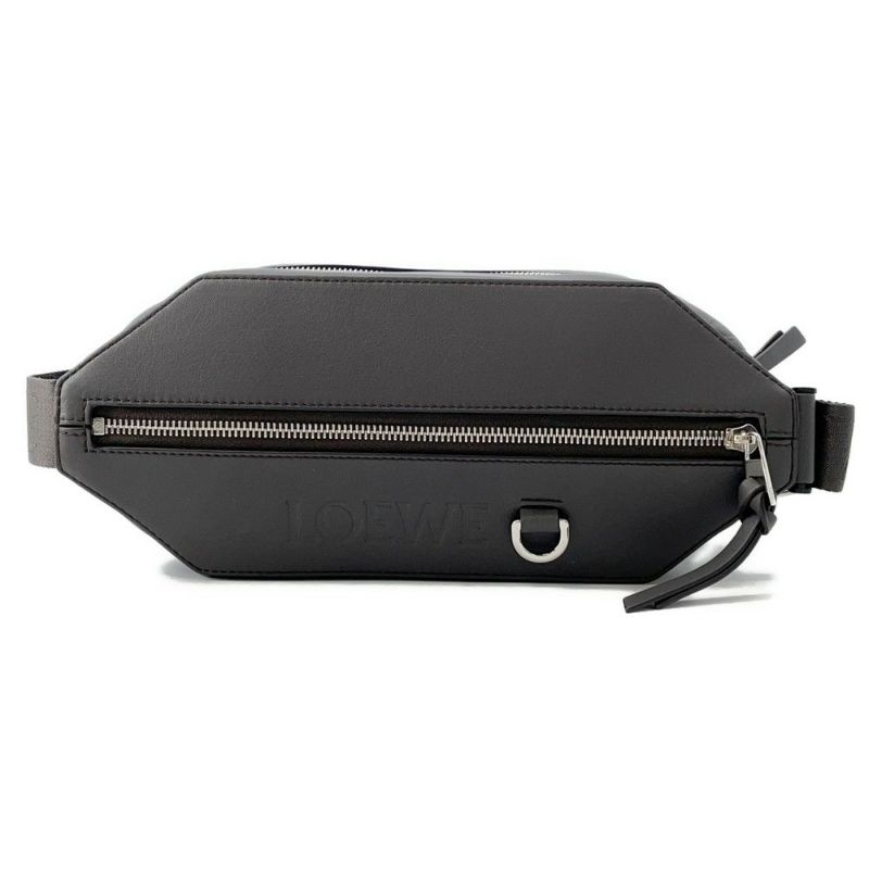 ロエベ ボディバッグ コンバーチブルスリング クラシックカーフレザー B777NCNX01 LOEWE