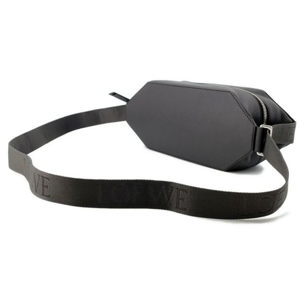 ロエベ ボディバッグ コンバーチブルスリング クラシックカーフレザー B777NCNX01 LOEWE