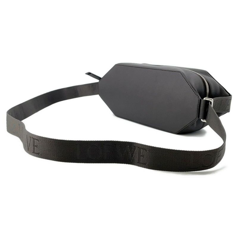 ロエベ ボディバッグ コンバーチブルスリング クラシックカーフレザー B777NCNX01 LOEWE