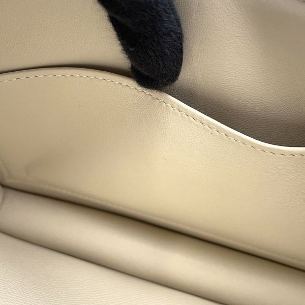 エルメス ショルダーバッグ コンスタンス3 24 クレ/ピンクゴールド金具 エプソン D刻印 HERMES Constance