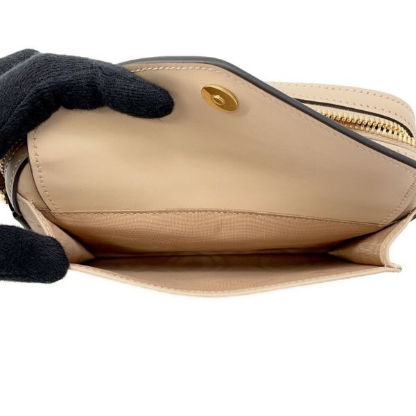 グッチ チェーンショルダーバッグ GGスーパーミニ 781554 GUCCI