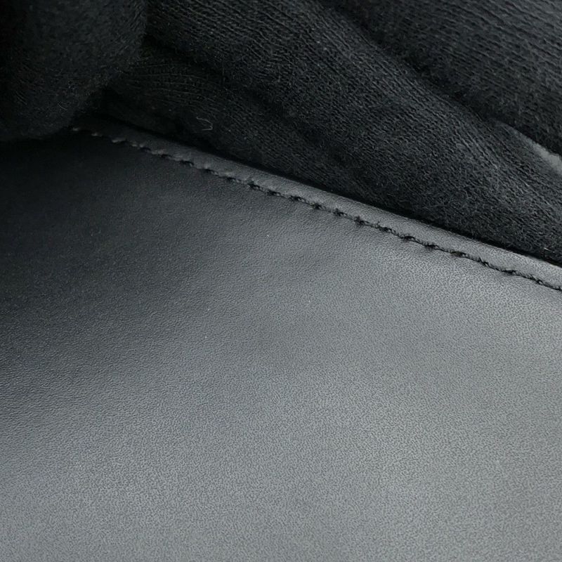 ヴァレンティノ・ガラヴァーニ ボディバッグ VLTNロゴ 3Y2B0719WJW VALENTINO ベルトバッグ 黒 レインボー