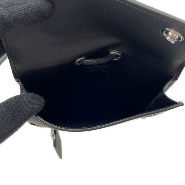 ヴァレンティノ・ガラヴァーニ ショルダーバッグ VLTN ネックポーチ レザー UY2P0Q83LVN VALENTINO 黒