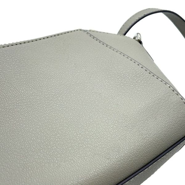 ジバンシー ショルダーバッグ アンティゴナ レザー GIVENCHY バッグ
