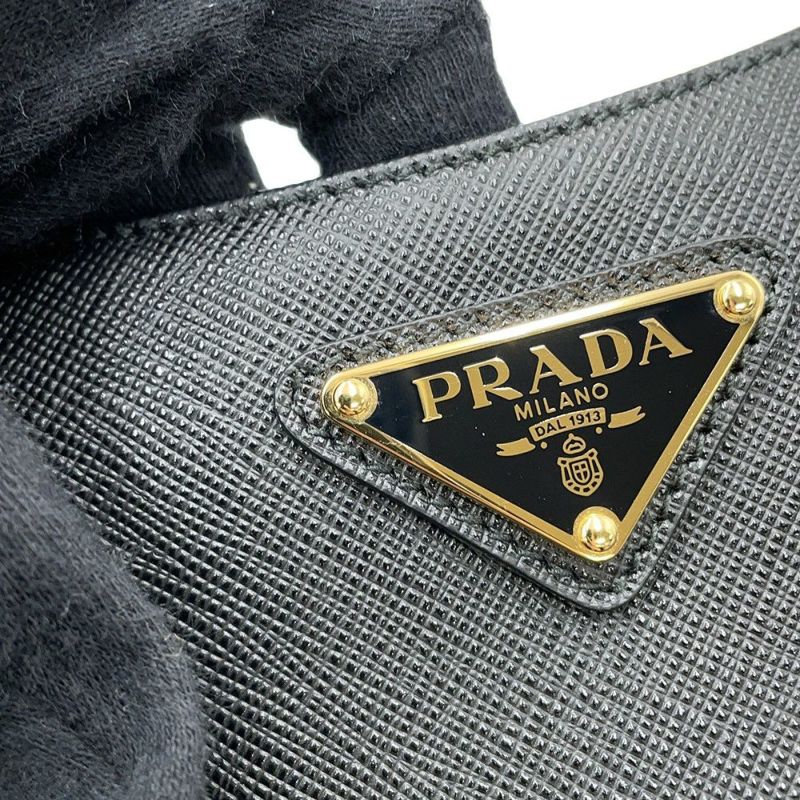 プラダ ショルダーバッグ Re-Edition 2005 サフィアーノレザー 1BH204 PRADA 2wayバッグ 黒