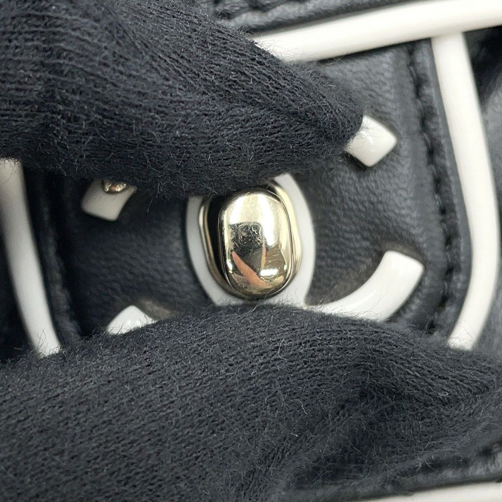 シャネル チェーンウォレット マトラッセ ココマーク Wチェーン ラムスキン AP4511 CHANEL 財布 黒