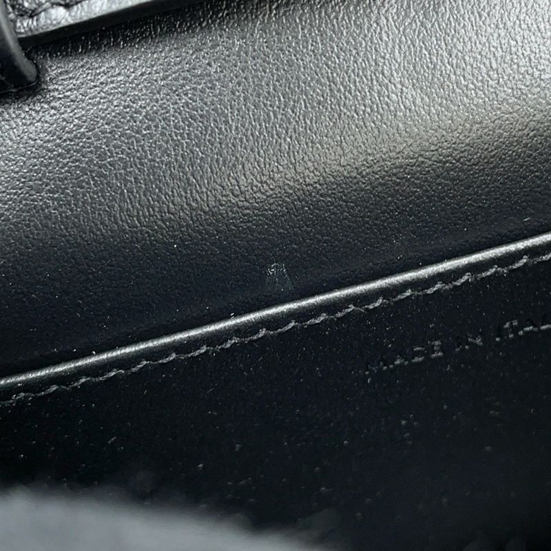 セリーヌ カードケース トリオンフ チェーン付きカードホルダー レザー 10J743DPV CELINE 黒 財布