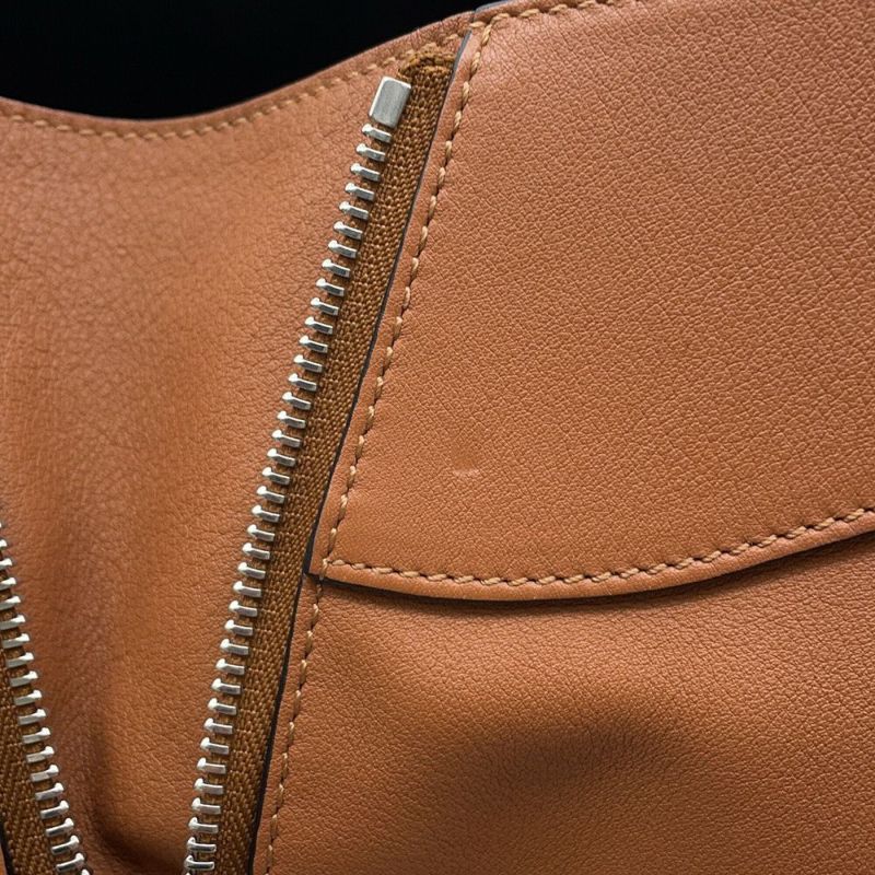 ロエベ ハンドバッグ ハンモック スモール レザー 387.30.S35 LOEWE 2wayショルダーバッグ