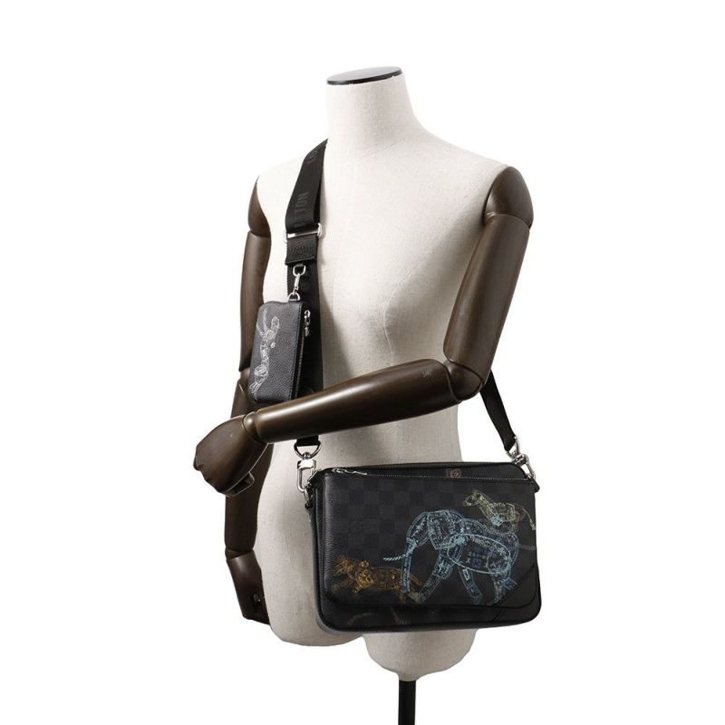 ルイヴィトン ショルダーバッグ ダミエ・グラフィット トリオ・メッセンジャー アニマル N58040 LOUIS VUITTON 黒 ブラック