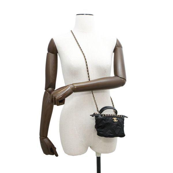 シャネル チェーンショルダーポーチ ココマーク ナイロン AP2669 CHANEL 黒