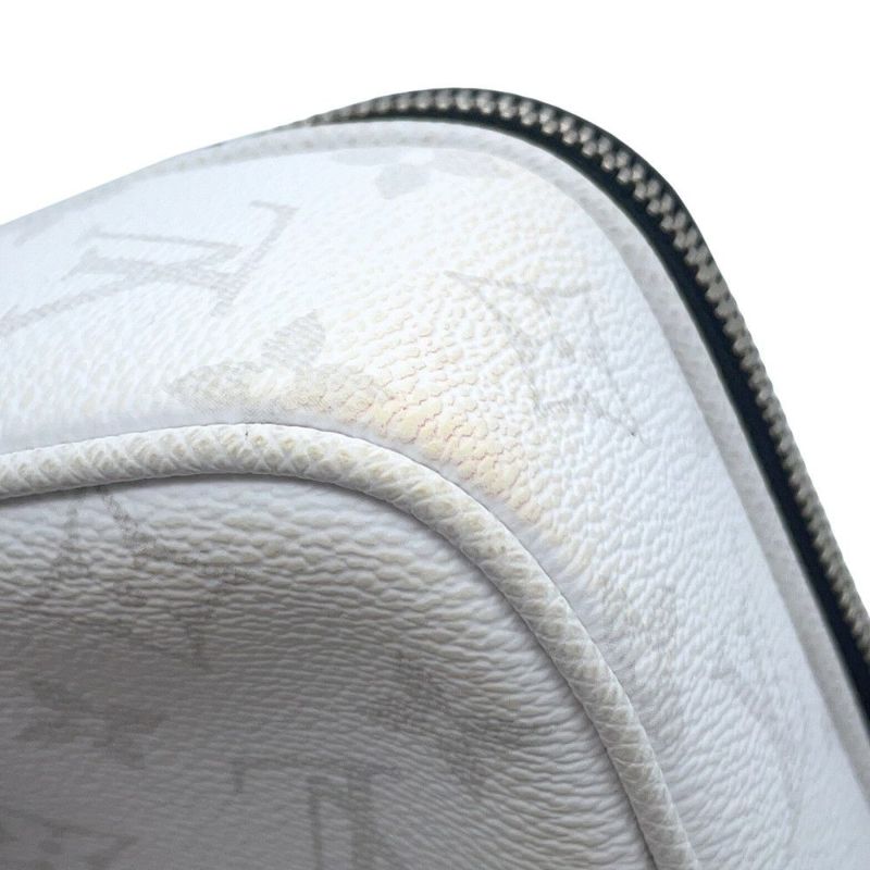 ルイヴィトン ショルダーバッグ モノグラム タイガ アルファ・メッセンジャー M31069 白 ホワイト タイガラマ