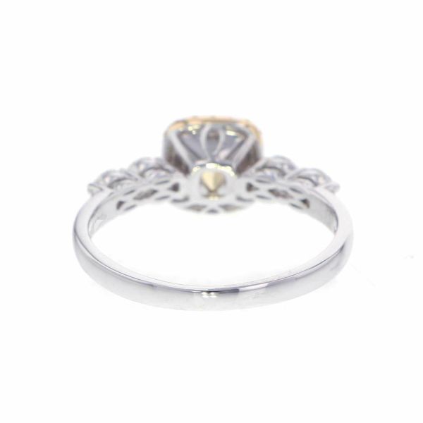 ファンシーイエローダイヤ リング YD1.01ct yd0.12ct ダイヤ 0.313ct K18WGホワイトゴールド サイズ約16号 GIA鑑定書付き