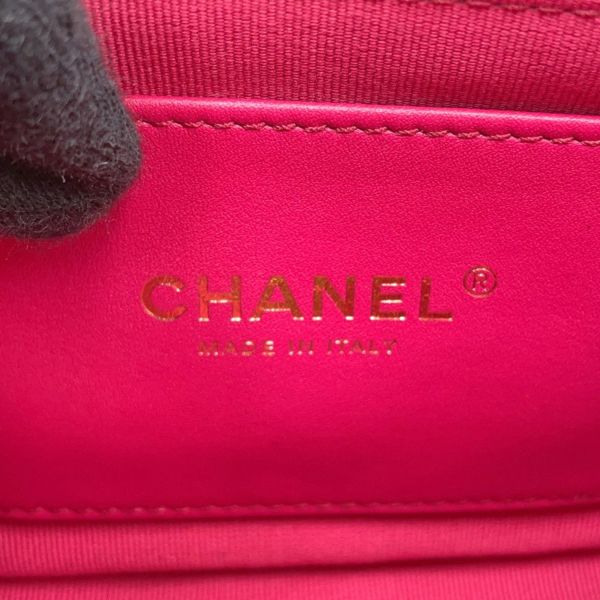 シャネル チェーンショルダーバッグ マトラッセ ココマーク ハートロック ラムスキン AS3979 CHANEL 黒