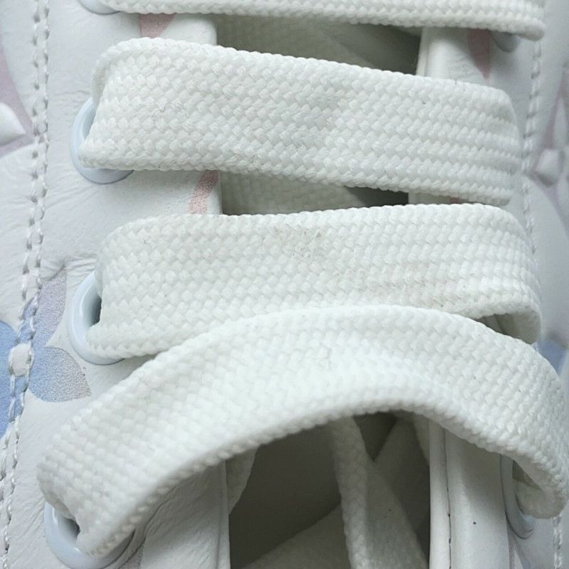 ルイヴィトン スニーカー モノグラム タイムアウト レディースサイズ37 1ABZMH LOUIS VUITTON 靴 白