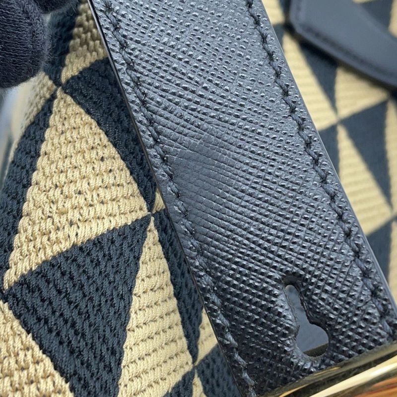 プラダ ハンドバッグ シンボル エンブロイダリー 1BB846 PRADA 2wayショルダーバッグ 黒