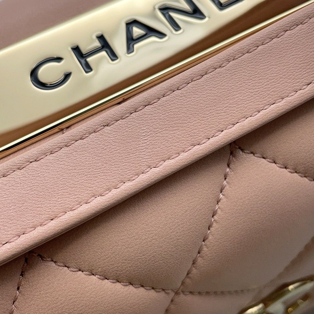 シャネル ハンドバッグ トレンディCC トップハンドル マトラッセ ココマーク ラムスキン A69923 CHANEL 2wayチェーンショルダー