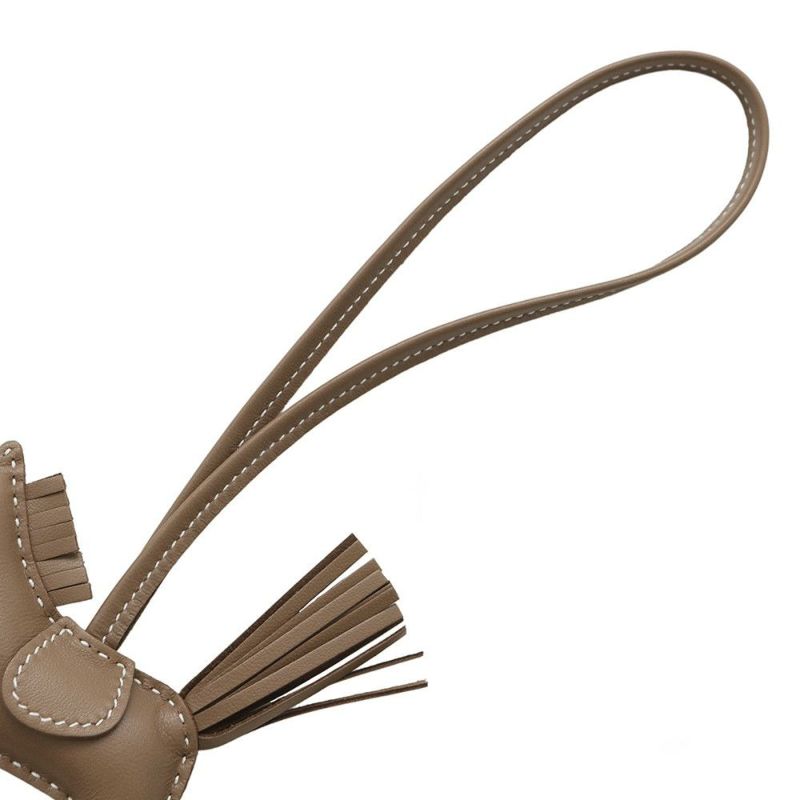 エルメス バッグチャーム ロデオ PM エトゥープ ラムスキン K刻印 HERMES チャーム