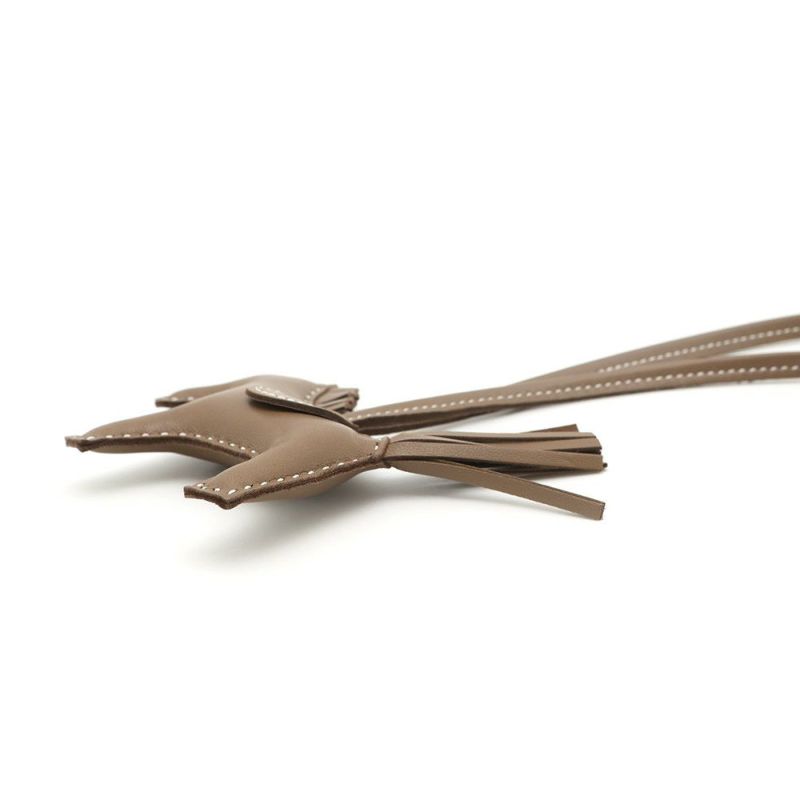 エルメス バッグチャーム ロデオ PM エトゥープ ラムスキン K刻印 HERMES チャーム