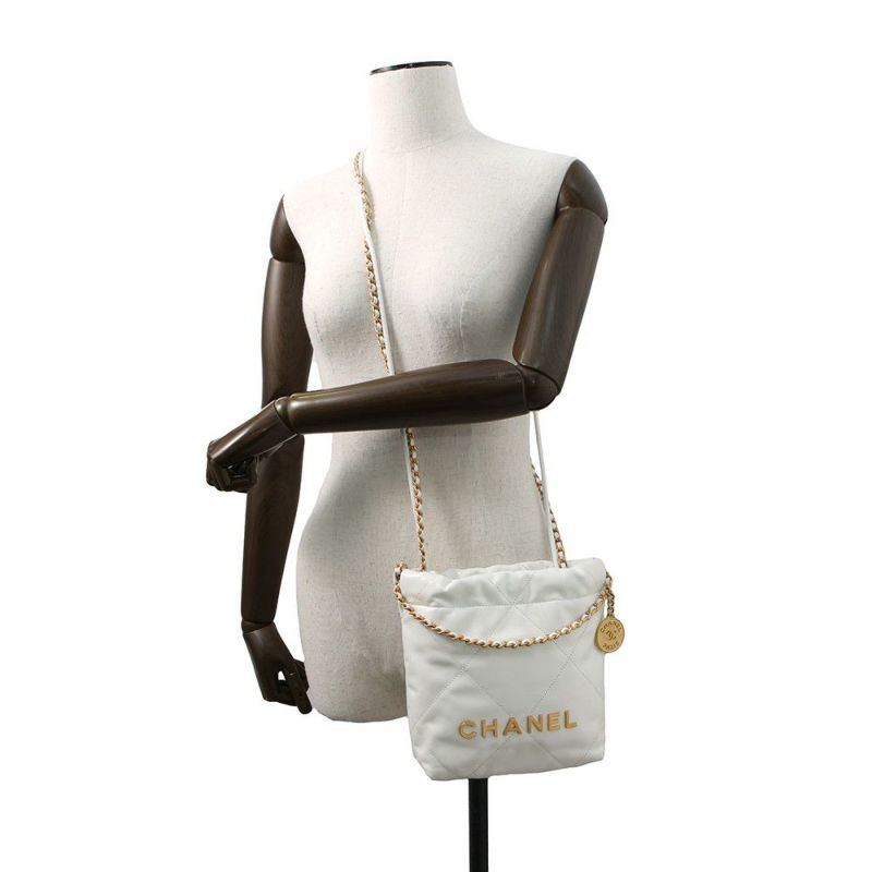 シャネル ハンドバッグ CHANEL 22 ミニ ココマーク シャイニーカーフレザー AS3980 CHANEL 2wayショルダーバッグ 白