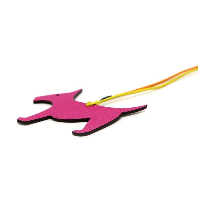 エルメス チャーム プティアッシュ テリア マグノリア/ブラウン シェブルミゾル/トゴ HERMES シェーブル