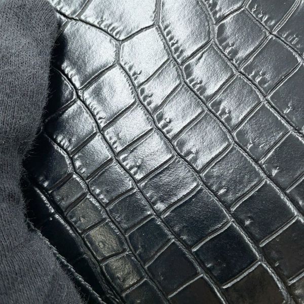 サンローランパリ 長財布 タイニーカサンドラ ラウンドファスナー 630201 SAINT LAURENT PARIS 黒