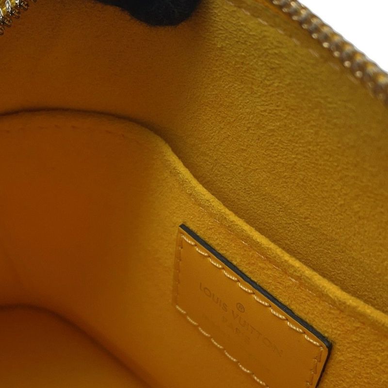 ルイヴィトン ショルダーバッグ エピ アルマ MINI・チェーン M53119 LOUIS VUITTON