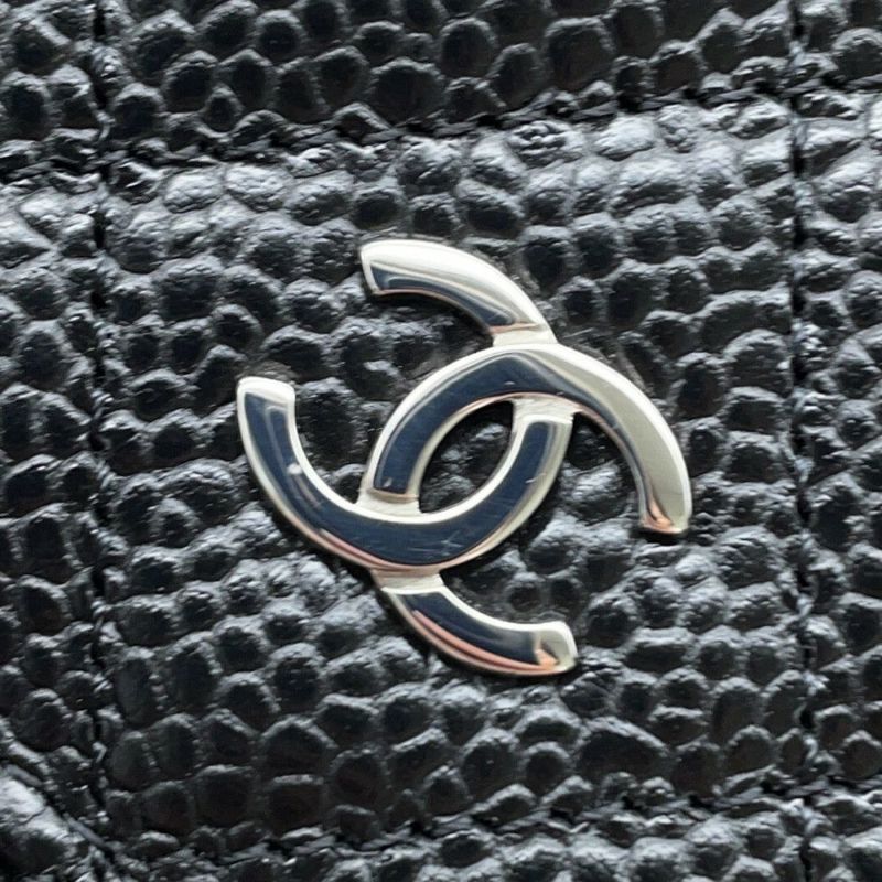 シャネル チェーンウォレット マトラッセ ココマーク キャビアスキン A33814 CHANEL 財布 黒