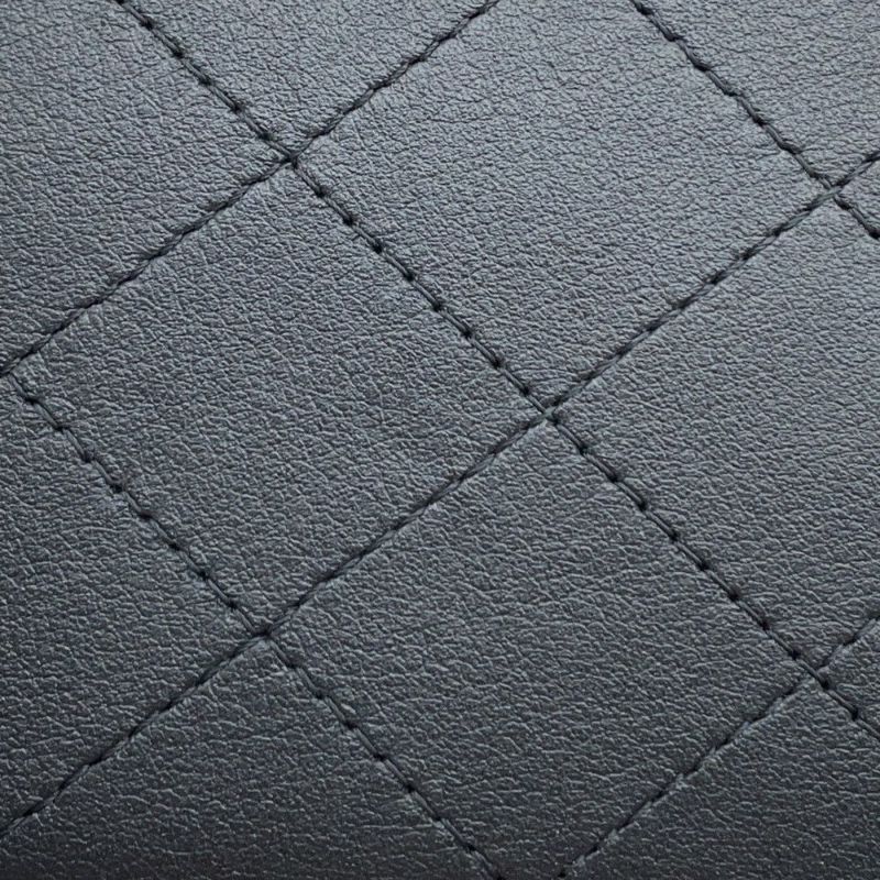 シャネル パスポートケース マトラッセ ココマーク カーフレザー AP3824 CHANEL 黒