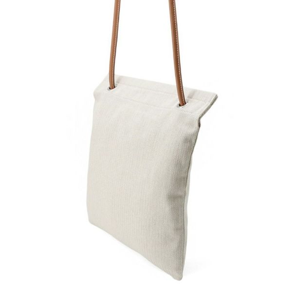 エルメス ショルダーバッグ サック アリーヌMM エクリュ/フォーヴ/シルバー金具 トワルシェブロン/バレニア B刻印