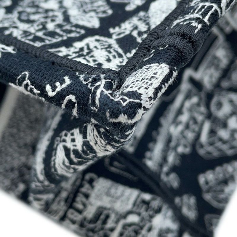 クリスチャン・ディオール トートバッグ ブックトート プラン ドゥ パリ ミディアム M1296ZOMP_M46I 黒 白