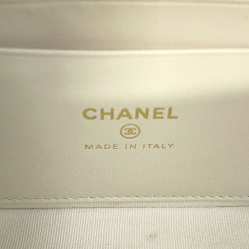 シャネル ハンドバッグ マトラッセ ココマーク バニティケース キャビアスキン AP4404 CHANEL 白 2way ヴァニティ