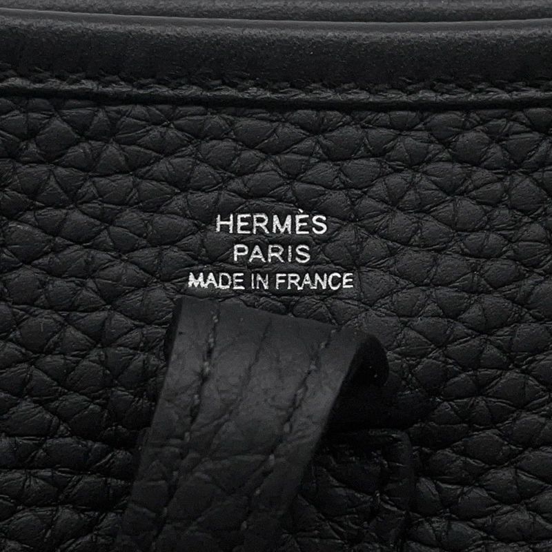 エルメス エブリンTPM アマゾン サングル ジグザグ ブラック/ホワイト/シルバー金具 トリヨンクレマンス K刻印 黒 白