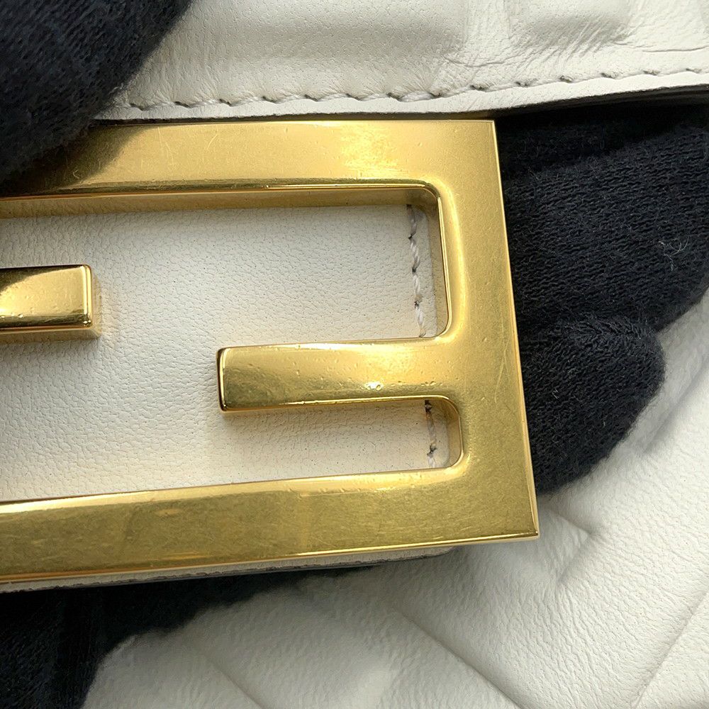 フェンディ ハンドバッグ FFモチーフ バゲット ミニ 8BS017 FENDI 2way 白