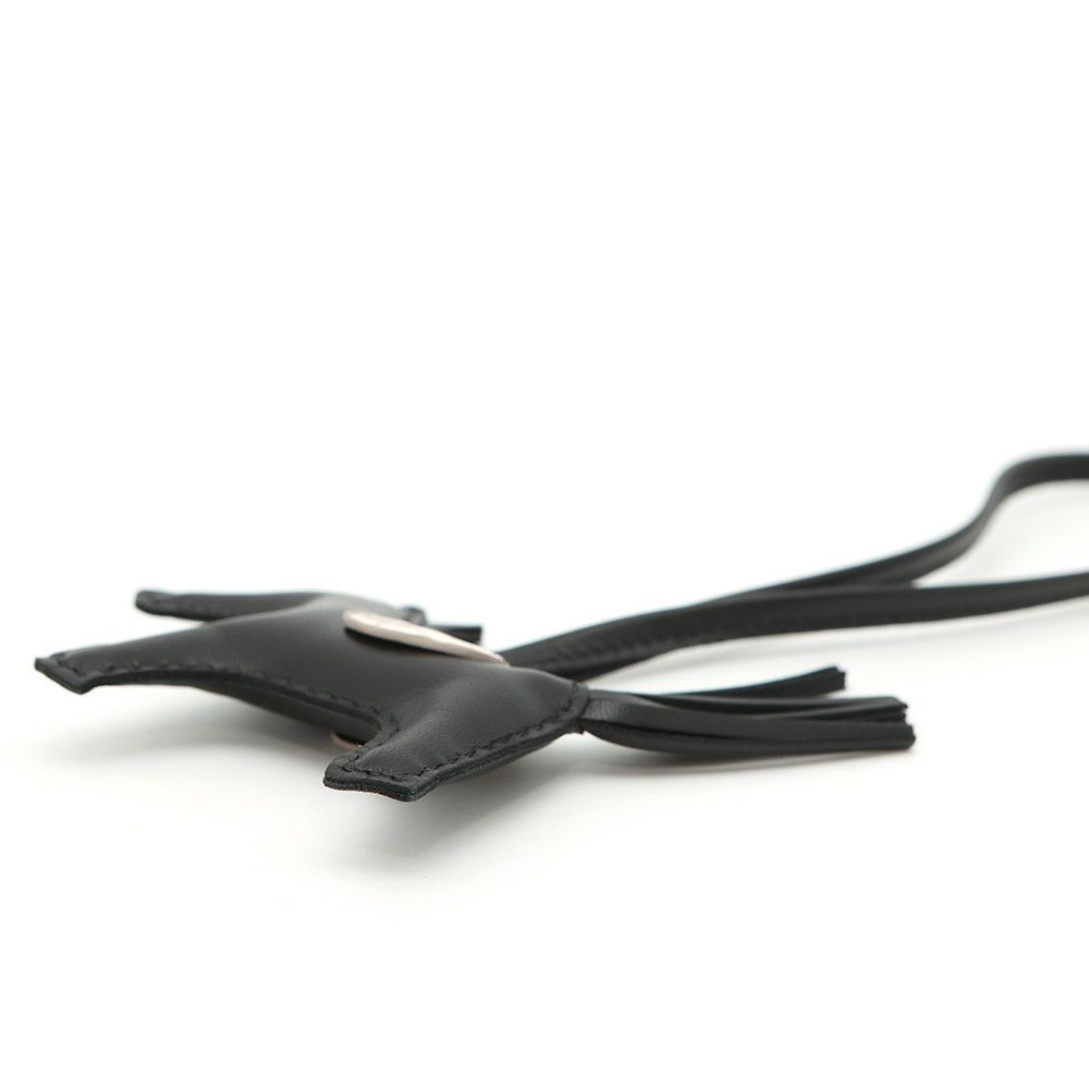 エルメス バッグチャーム ロデオ PM タッチ ブラック/ヒマラヤ ラムスキン/ニロティカスマット W刻印 黒