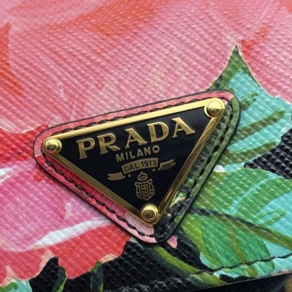 プラダ 三つ折り財布 花柄 レザー 1MH043 PRADA 財布 フラワー