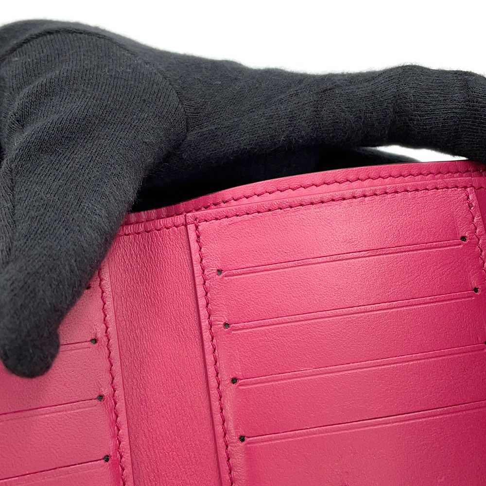 ルイヴィトン 三つ折り財布 トリヨンレザー ポルトフォイユ・カプシーヌ コンパクト M62157 LOUIS VUITTON 黒 ブラック