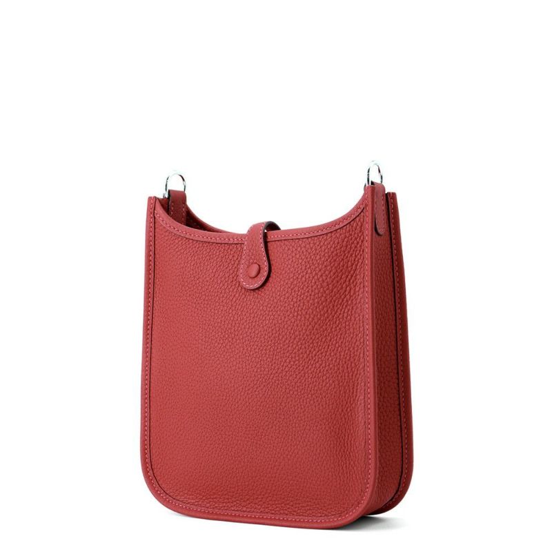 エルメス ショルダーバッグ エブリンTPM アマゾン 111cm ヴァーミリオン/シルバー金具 トリヨンノビーヨ B刻印 HERMES Evelyne