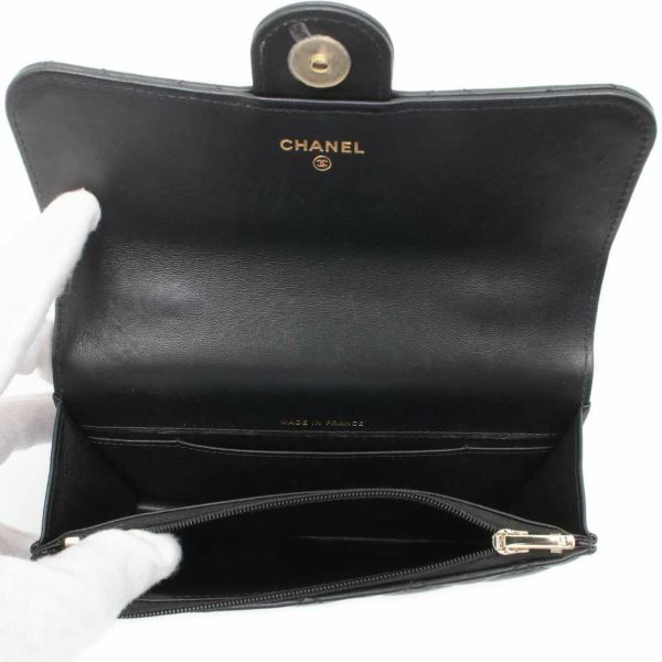 シャネル チェーンショルダーバッグ フラップ フォンケース マトラッセ ココマーク ラムスキン AP3226 CHANEL 黒