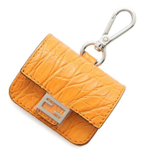 超美品　FENDI　フェンディ　バケット　チャーム　クロコ　AirPodsケース 超美品 FENDI フェンディ バケット チャーム クロコ AirPodsケース