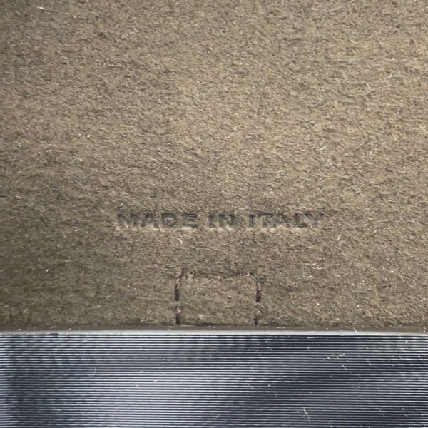 フェンディ AirPods Pro ケース バゲット クロコダイル 7AS157 FENDI チャーム